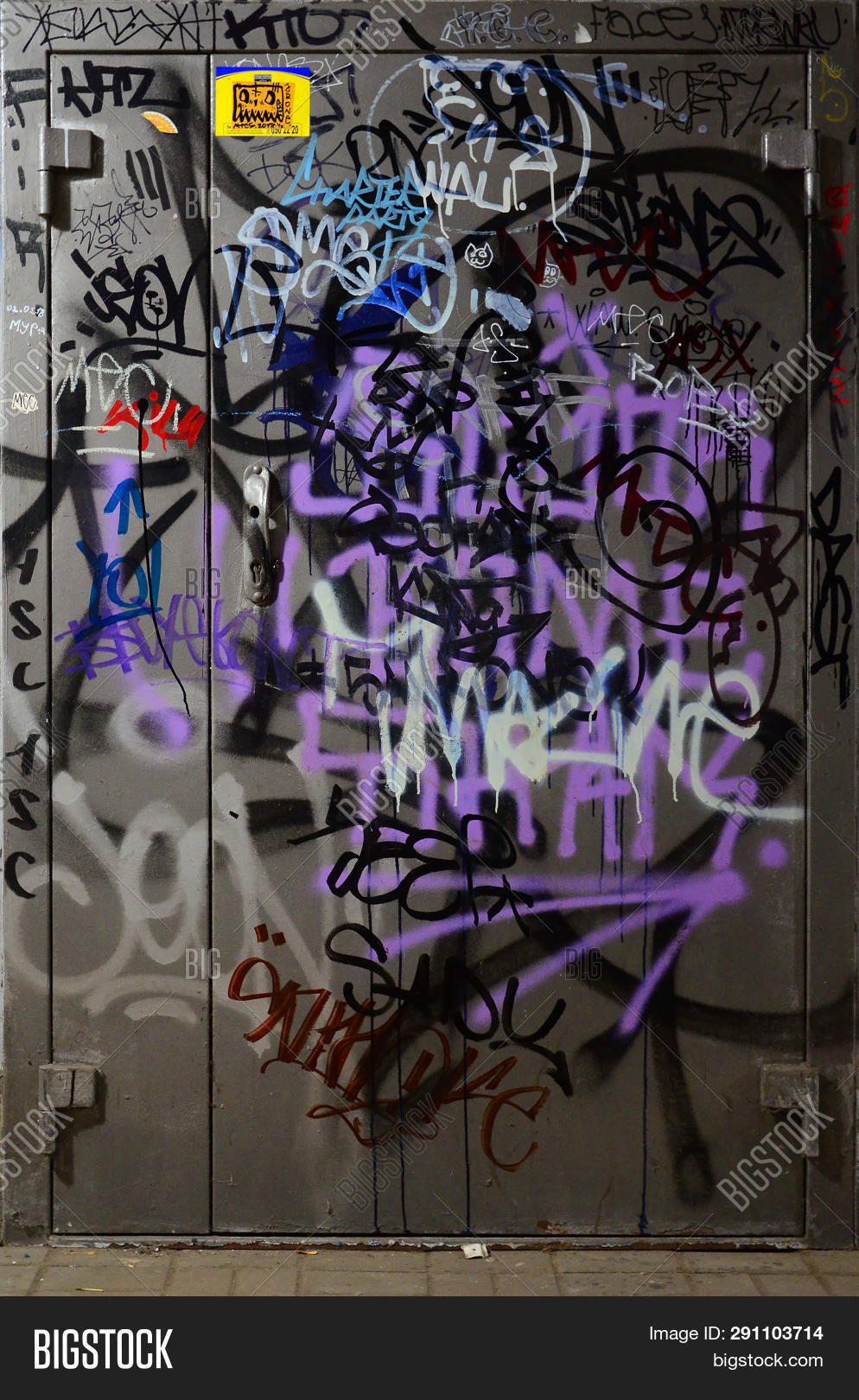 Detail Big Tag Graffiti Nomer 12