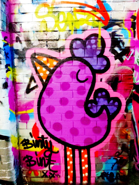 Detail Bint Graffiti Nomer 6