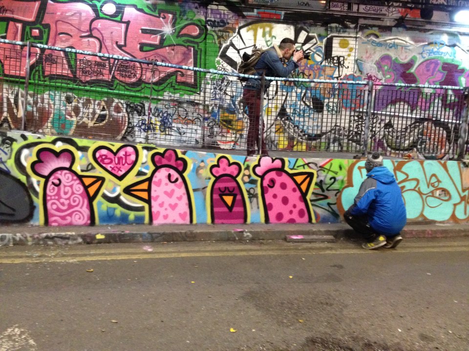 Detail Bint Graffiti Nomer 10