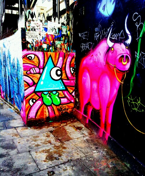 Detail Bint Graffiti Face Nomer 28