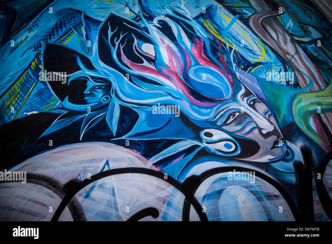 Detail Biomechanical Graffiti Nomer 24