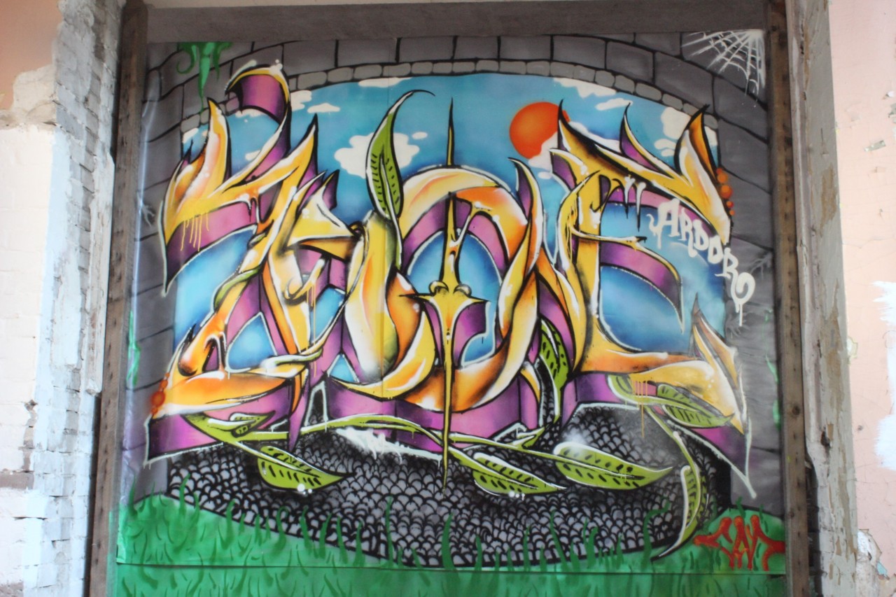 Detail Biomechanical Graffiti Nomer 40