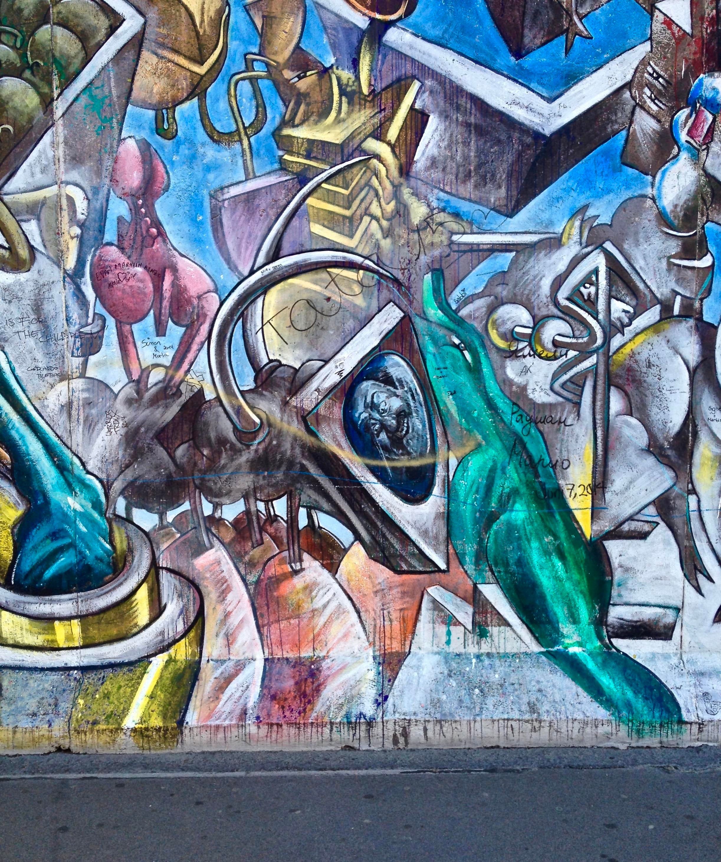 Detail Biomechanical Graffiti Nomer 6