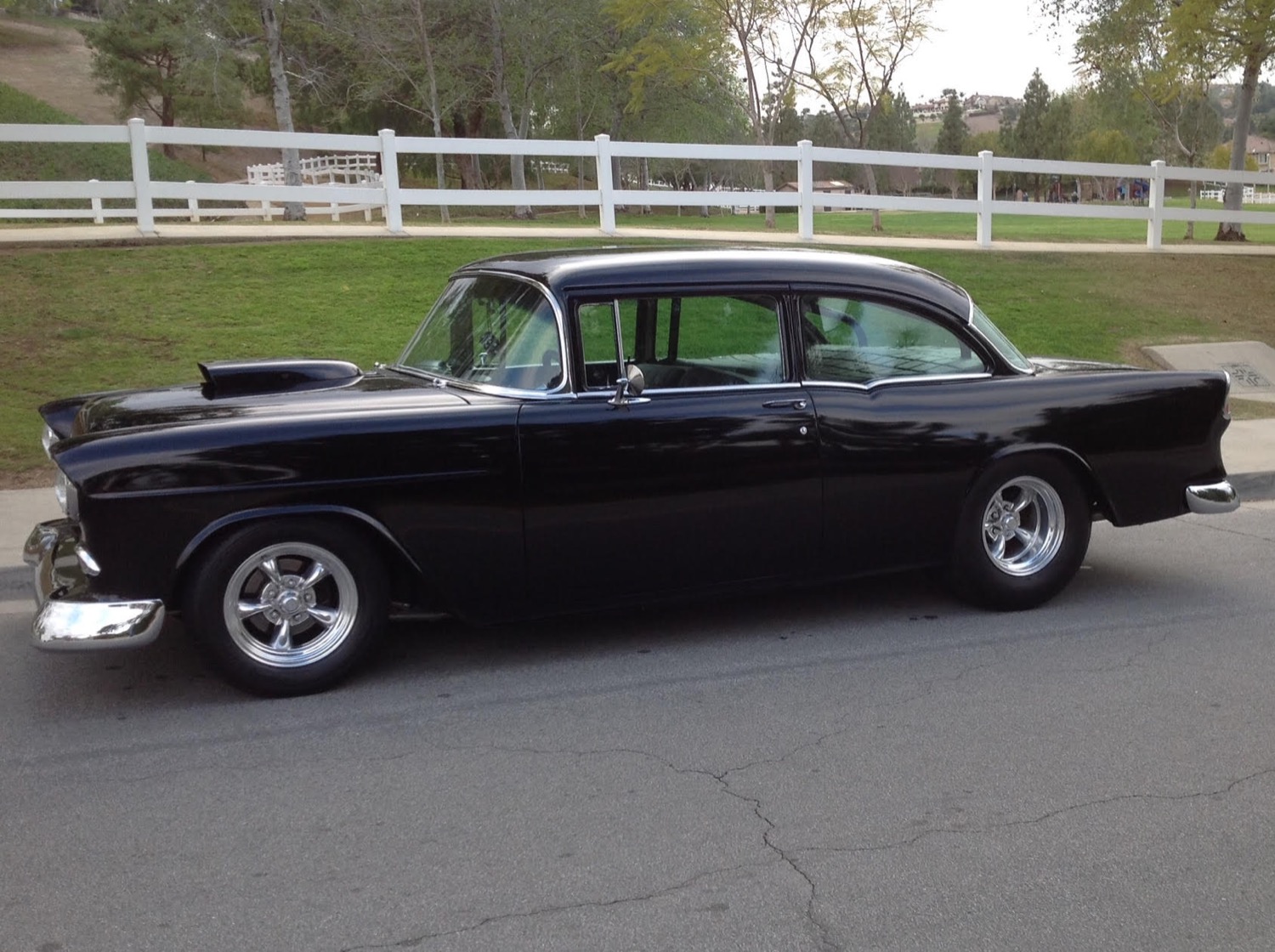 Detail Black 55 Chevy American Graffiti Nomer 17