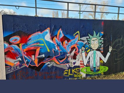 Detail Blue Graffiti Berlino Nomer 55