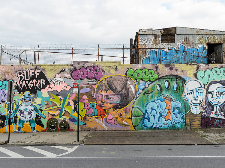 Detail Bronx Graffiti Wallpaper Nomer 42