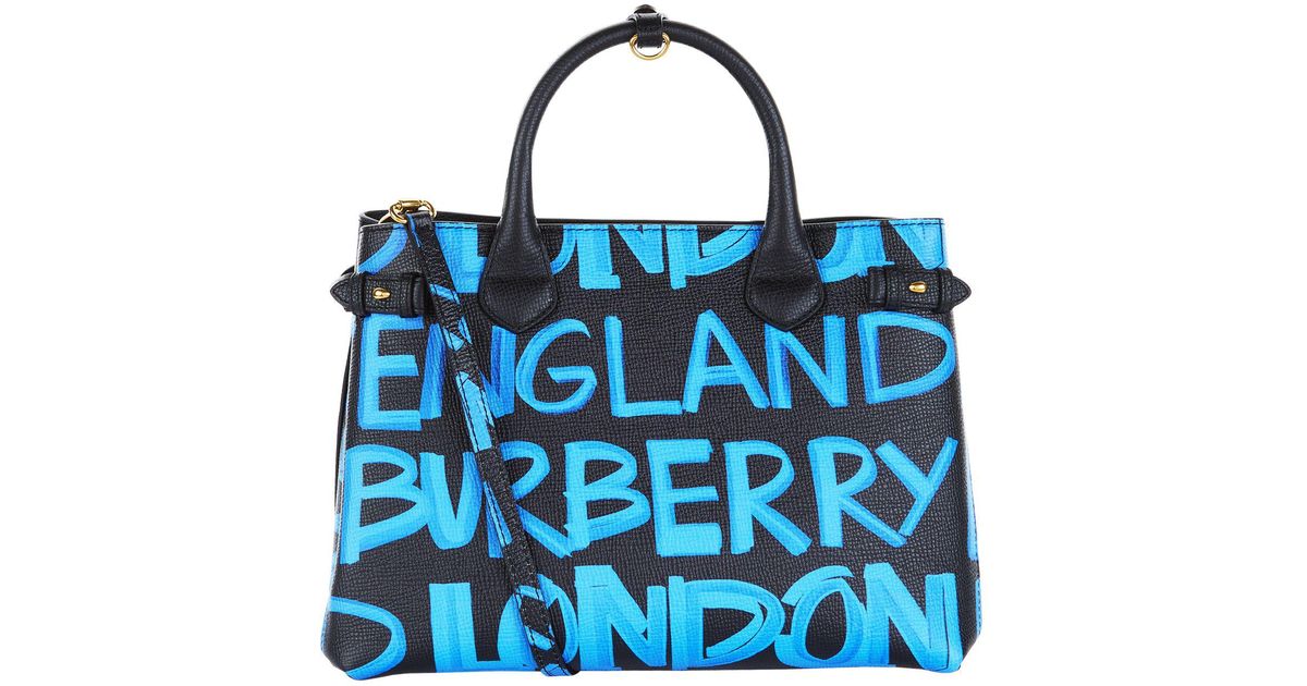 Detail Burberry Women Graffiti Nomer 22