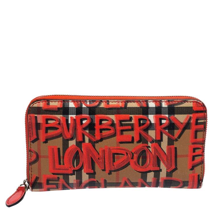 Detail Burberry Women Graffiti Nomer 43