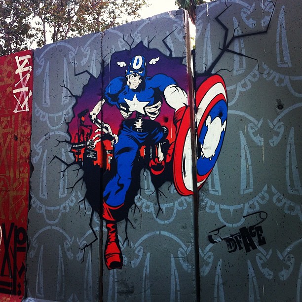 Detail Captain America Graffiti Nomer 12