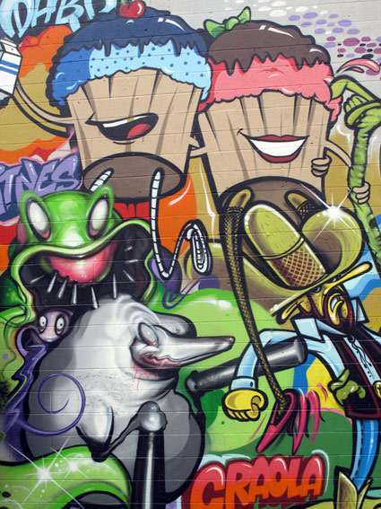 Detail Cartoon Graffiti Art Nomer 28