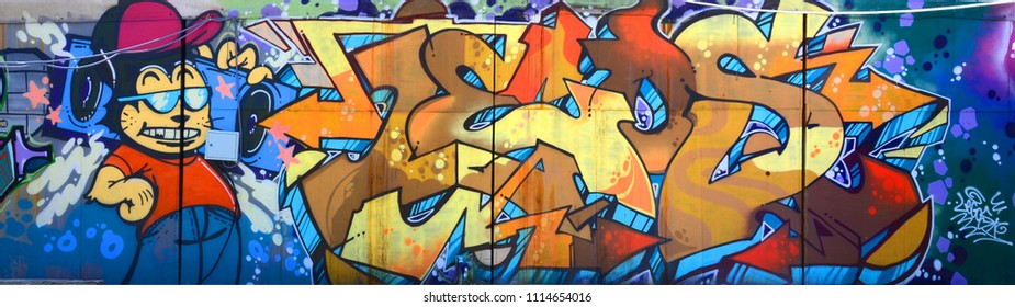 Detail Cartoon Mural Graffiti Background Nomer 55