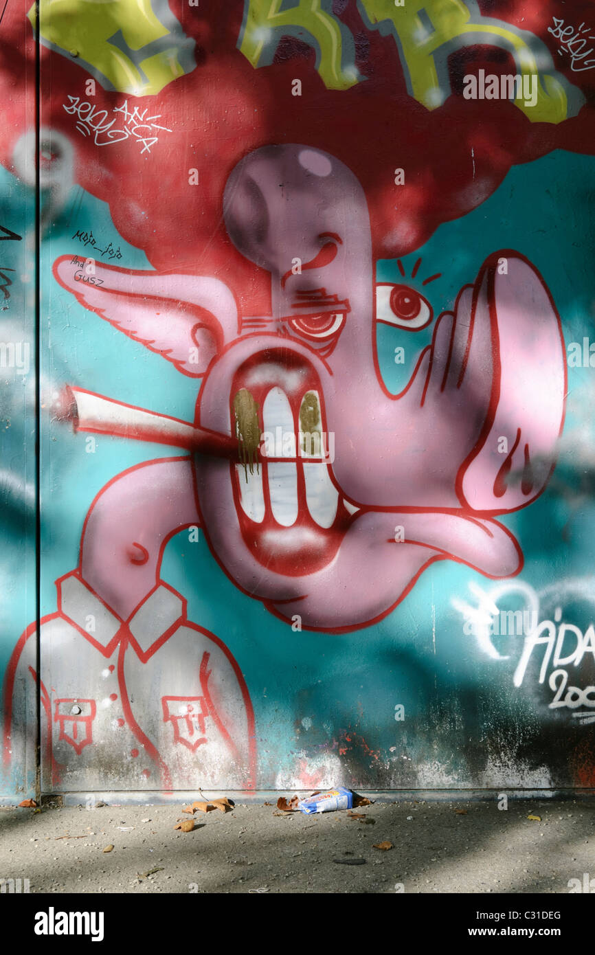 Detail Character Graffiti Design Smoking Nomer 46