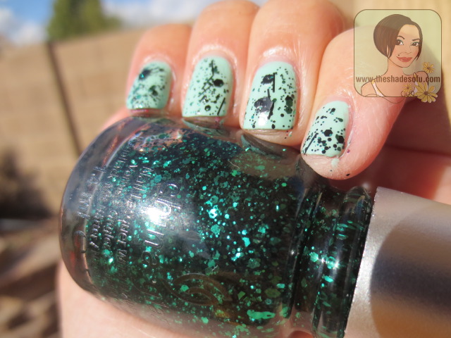 Detail China Glaze Graffiti Glitter Nomer 12