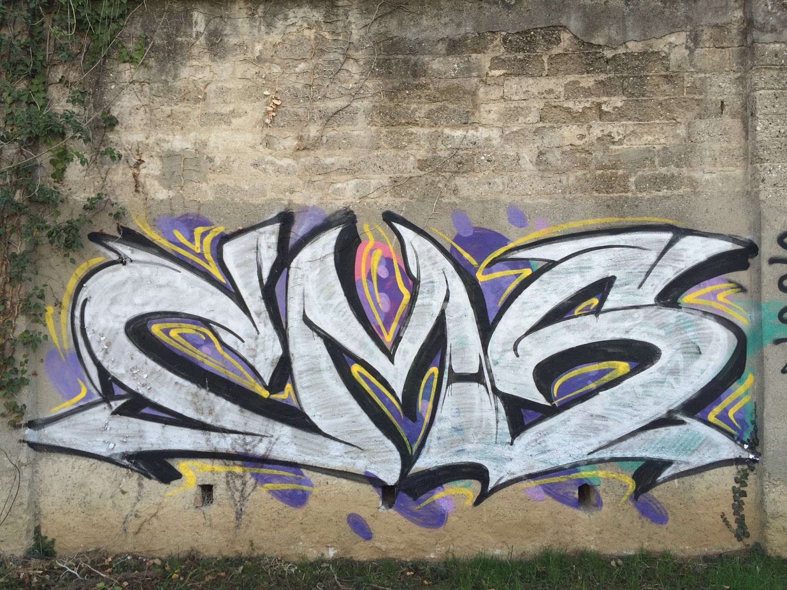 Detail Cms Crew Graffiti Nomer 10