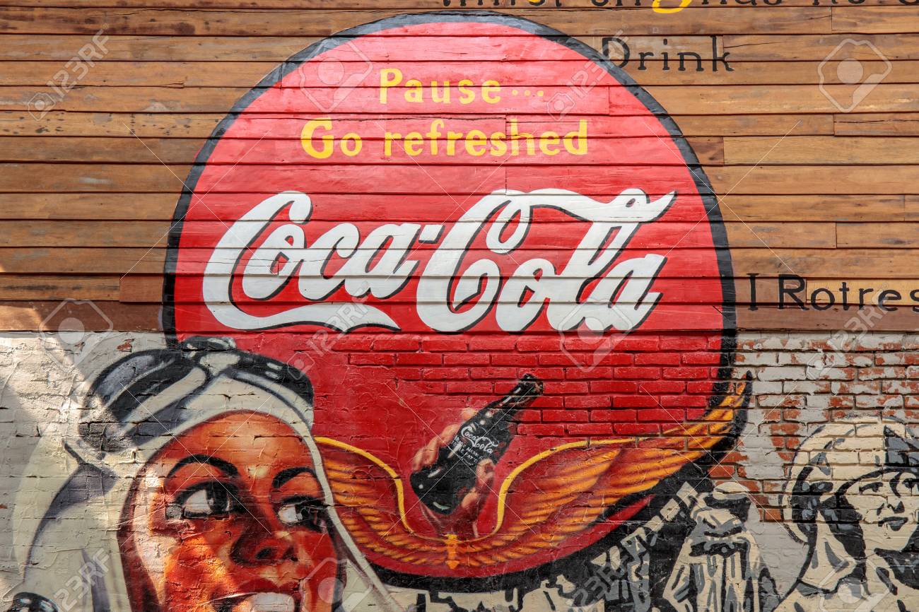 Detail Coke Graffiti Nomer 10