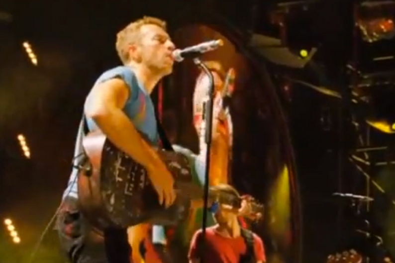 Detail Coldplay Live 2012 Graffiti Wall Nomer 18