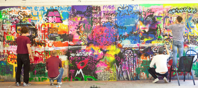 Detail Coldplay Live 2012 Graffiti Wall Nomer 8