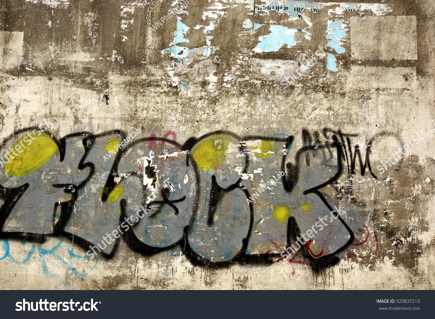 Detail Concrete Graffiti Nomer 21
