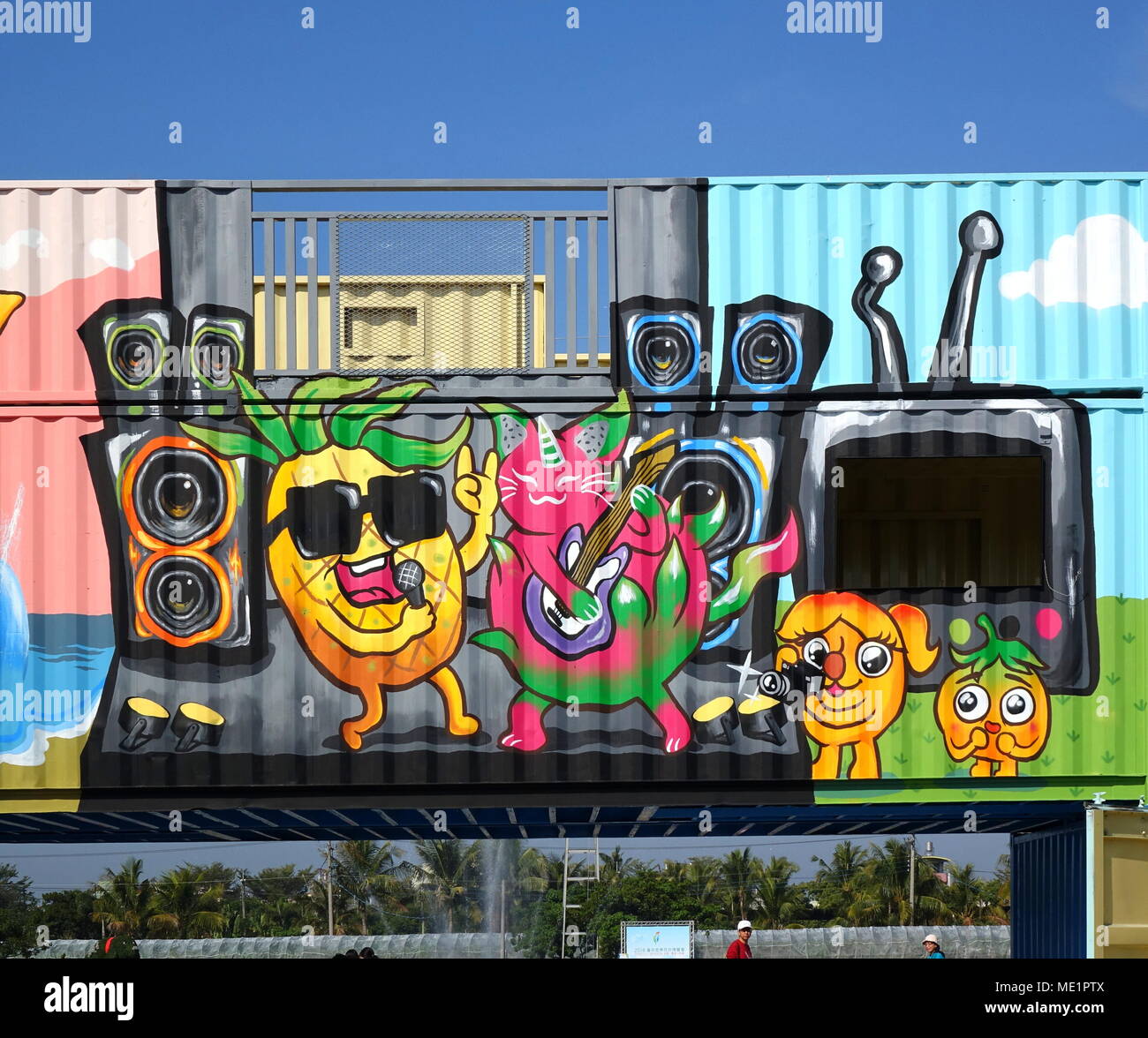 Detail Container Graffiti Nomer 16