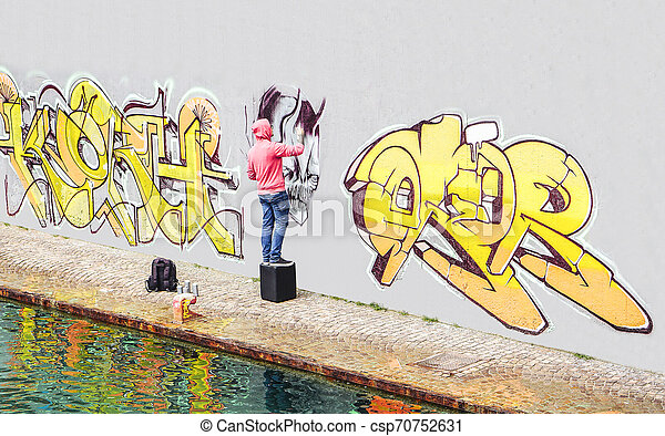 Detail Contemporary Graffiti Art Nomer 40