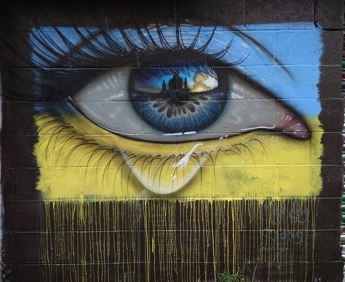 Detail Crying Eye Graffiti Nomer 3