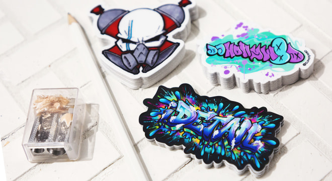 Detail Custom Graffiti Decals Nomer 18