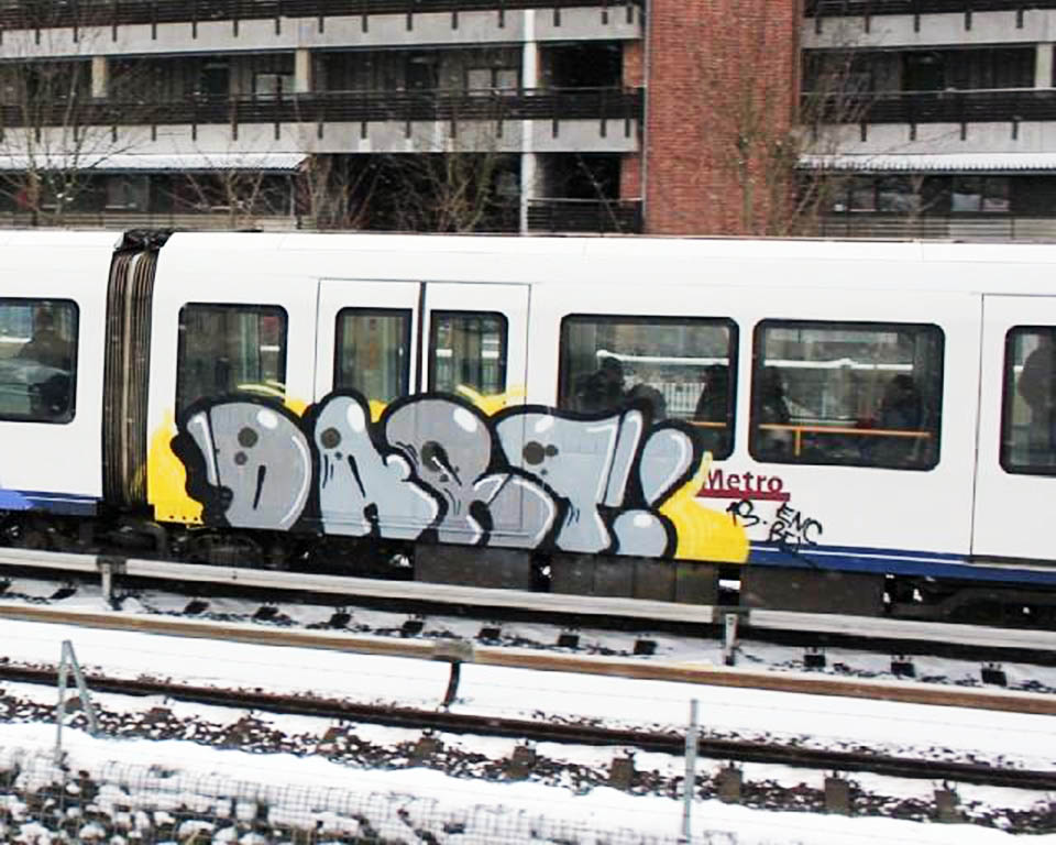 Detail Dart Graffiti Nomer 28
