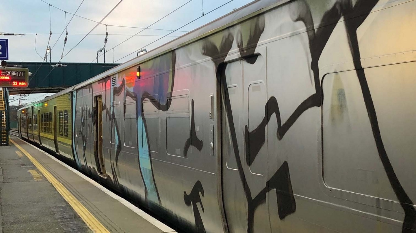 Detail Dart Graffiti Nomer 31
