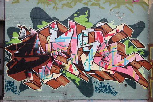 Detail Dennis Graffiti Schrift Nomer 27