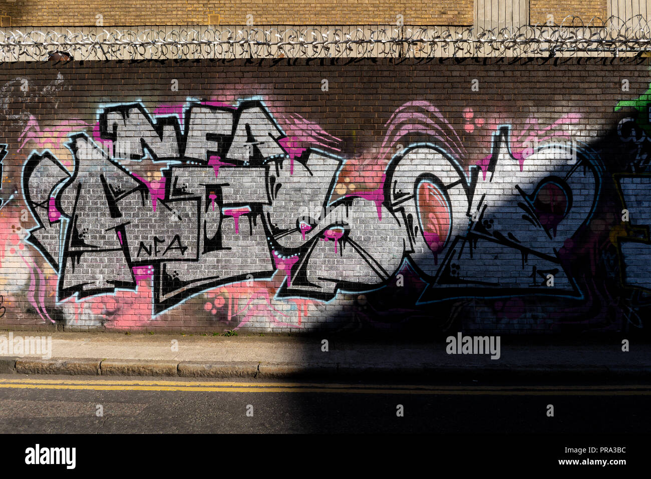 Detail Dest Graffiti Nomer 22
