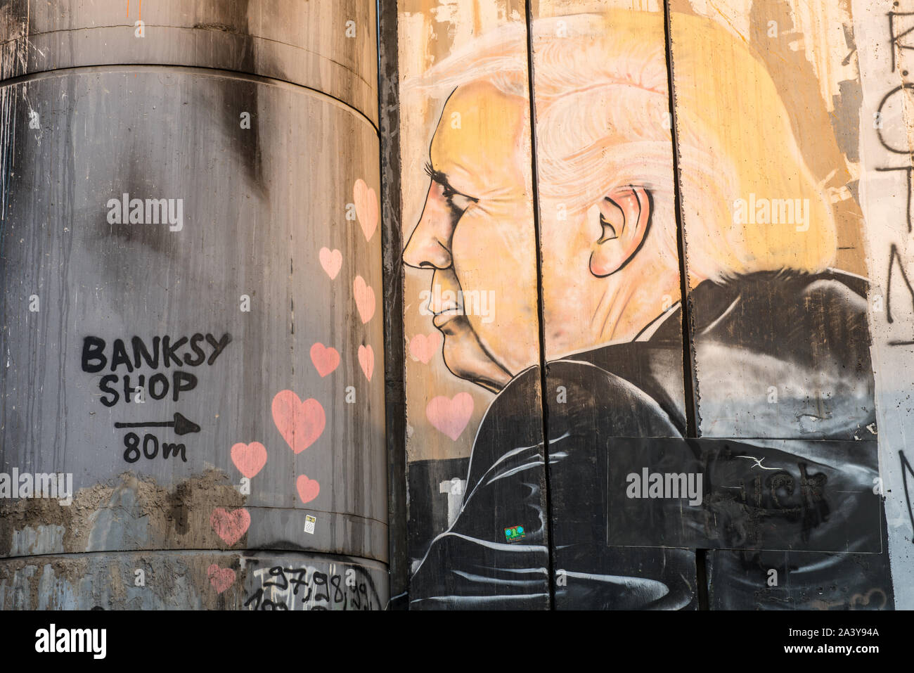 Detail Donald Trump Graffiti Nomer 37