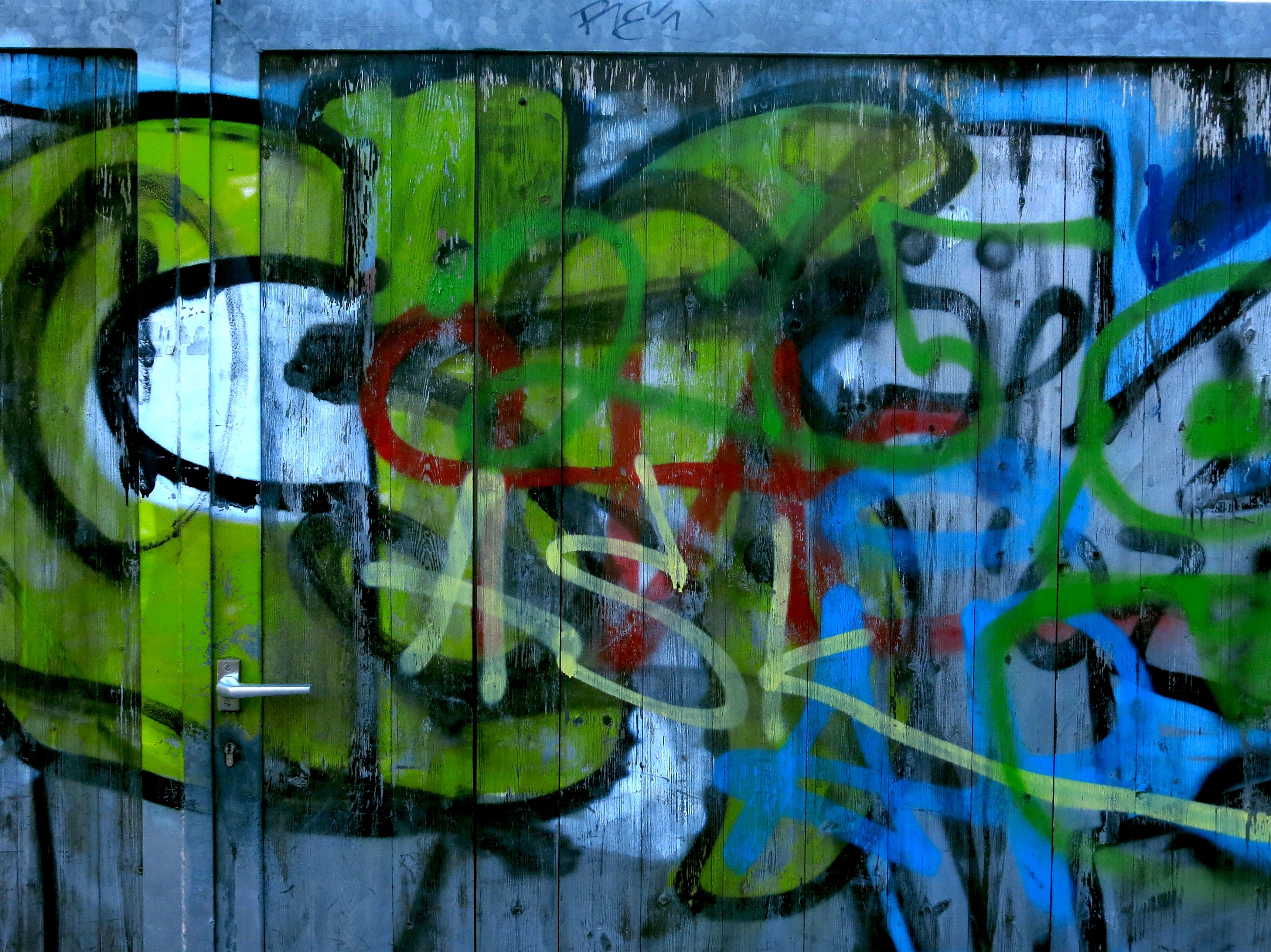 Detail Download Graffiti Door Nomer 36