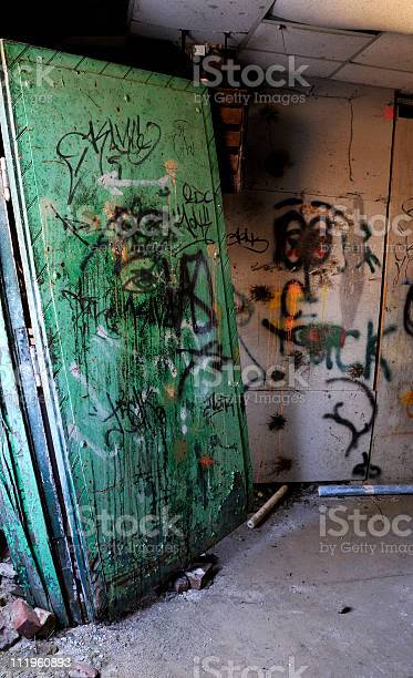 Detail Download Graffiti Door Nomer 37