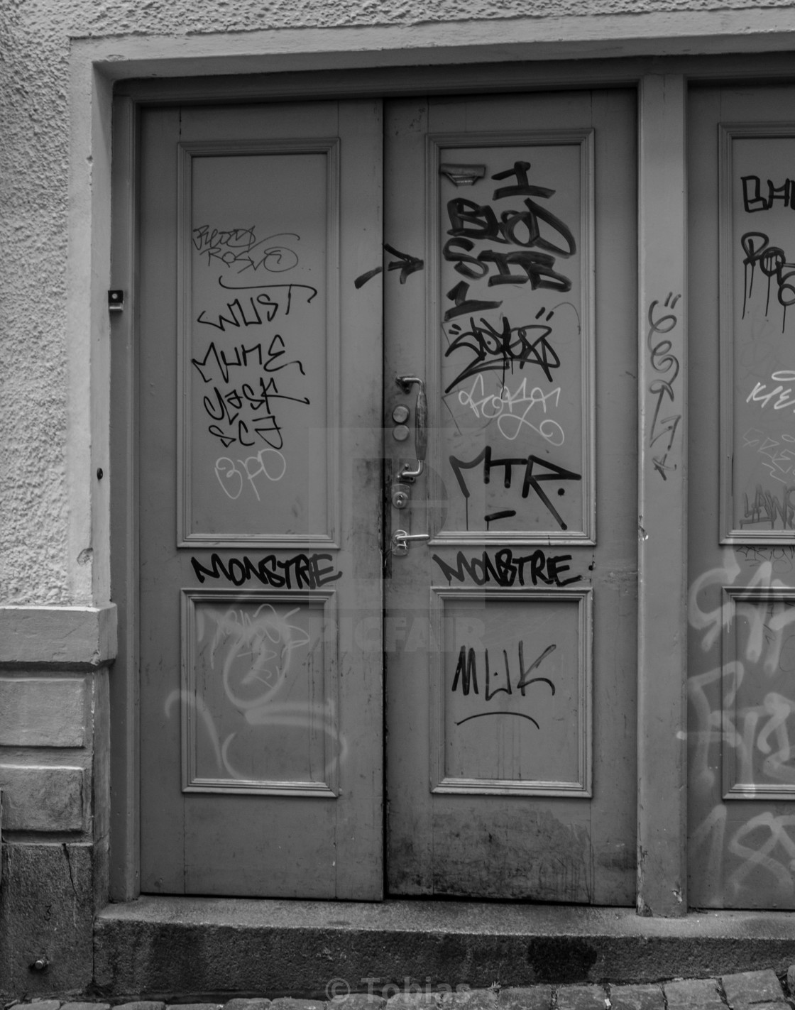 Detail Download Graffiti Door Nomer 38