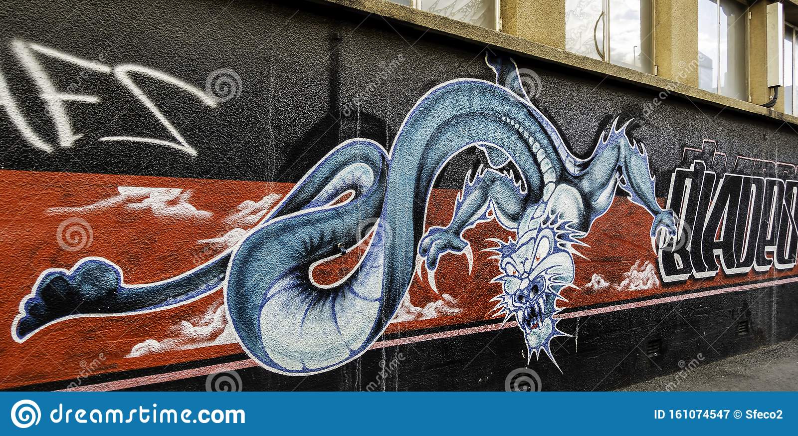 Detail Dragon Graffiti Nomer 11