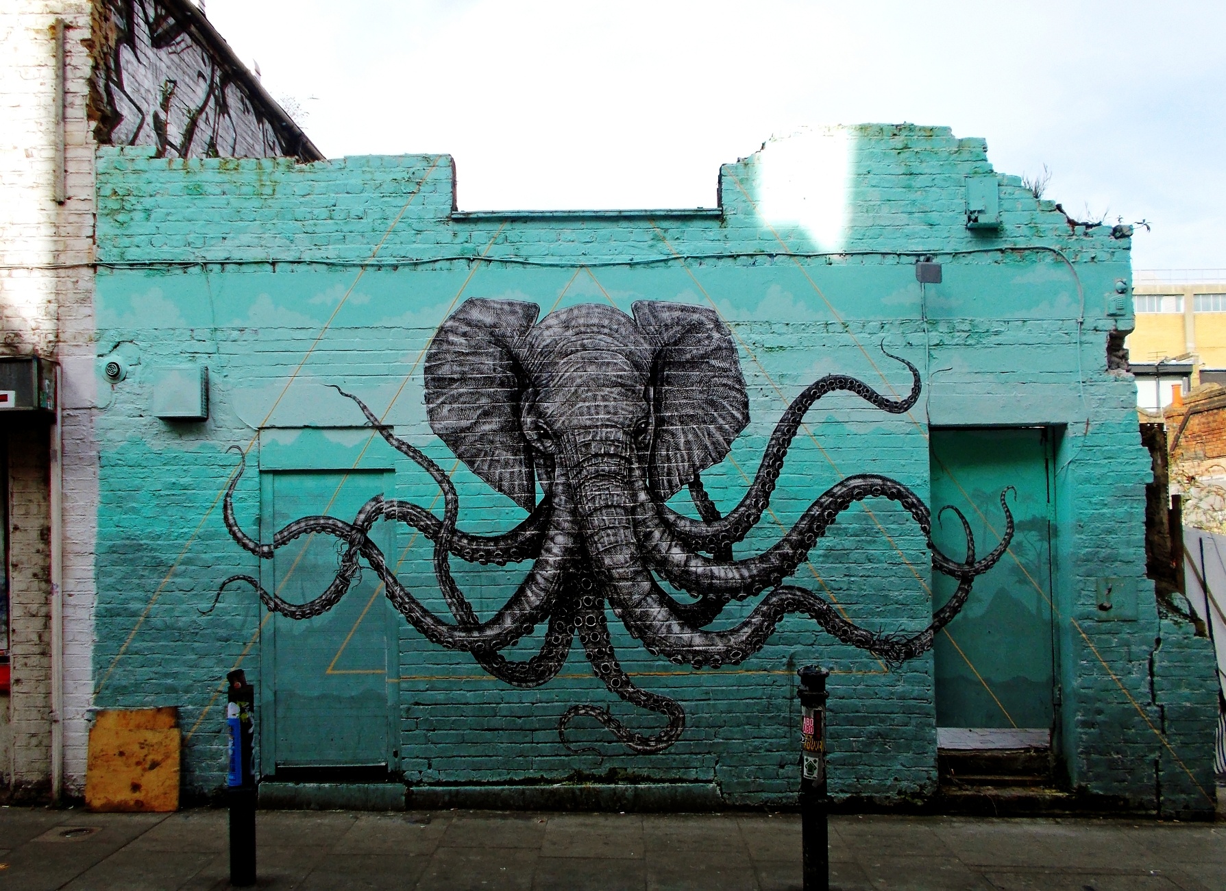 Detail Elephant Octopus Graffiti Nomer 7