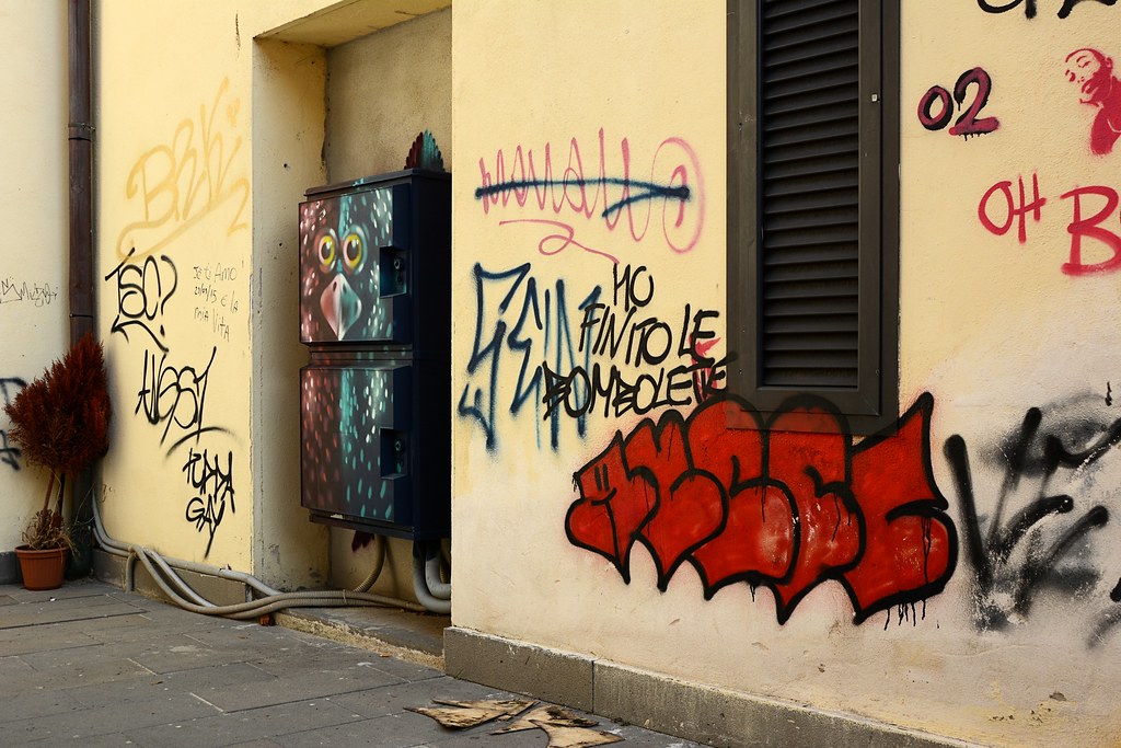 Detail Empty Wall For Graffiti Nomer 49