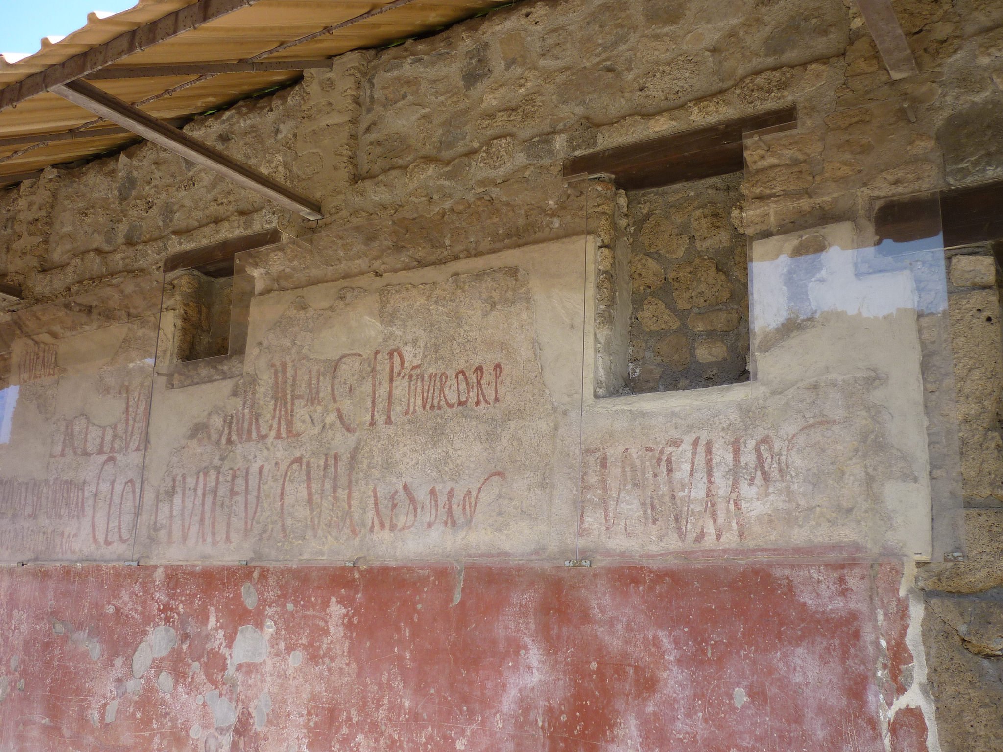 Detail Explicit Graffiti From Pompeii Nomer 27