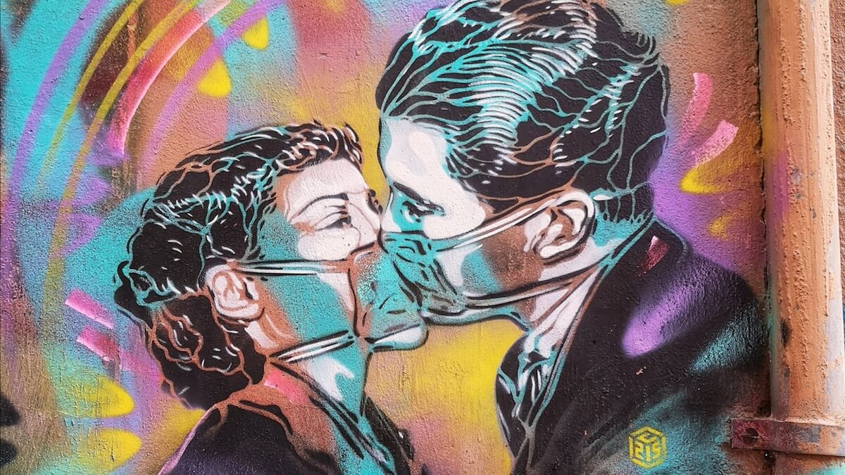 Detail Famous Graffiti Couples In Tuscany Italy Nomer 30