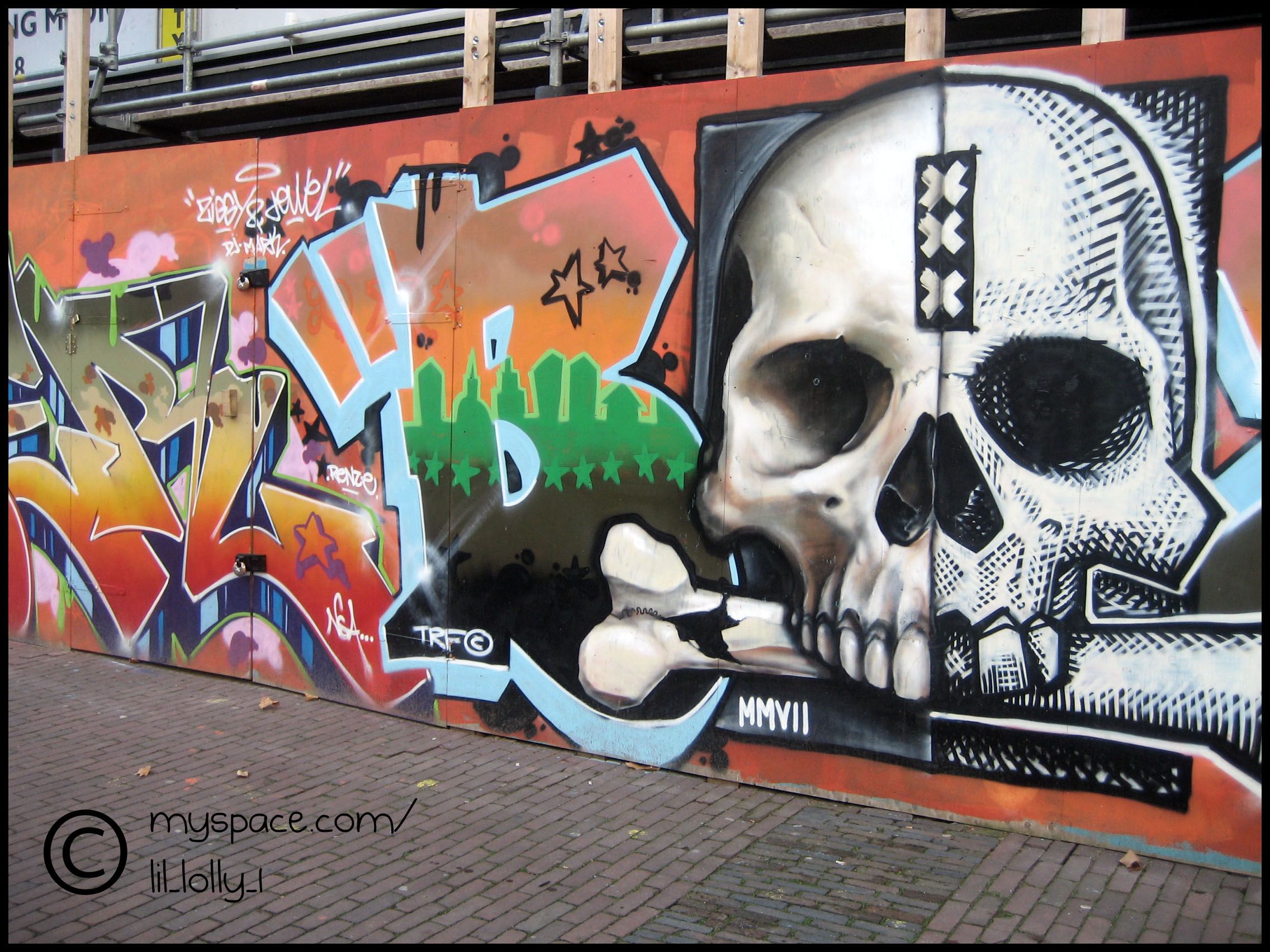 Detail Foto Skull Graffiti Nomer 22