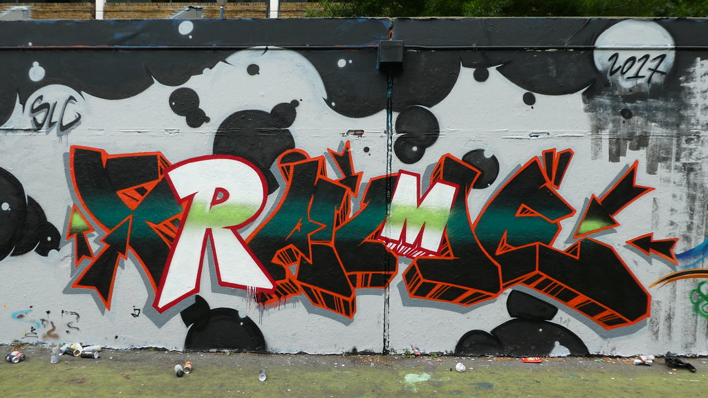 Detail Frame Graffiti Nomer 38