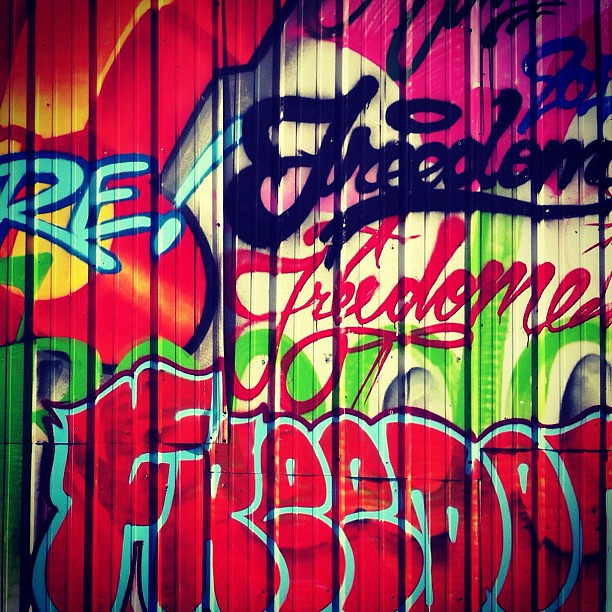Detail Freedom Graffiti Nomer 39