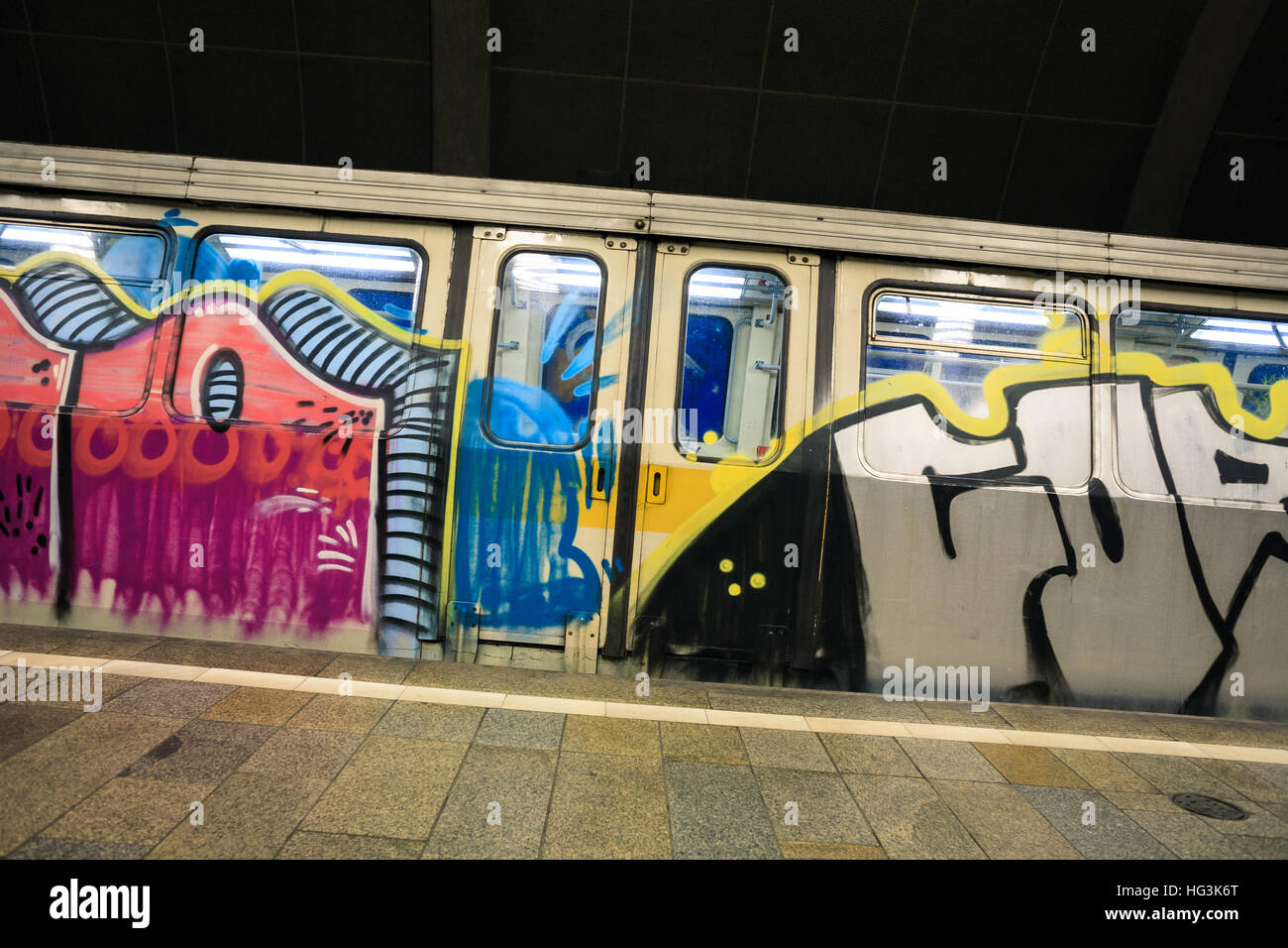 Detail Gambar Graffiti Subway Nomer 52