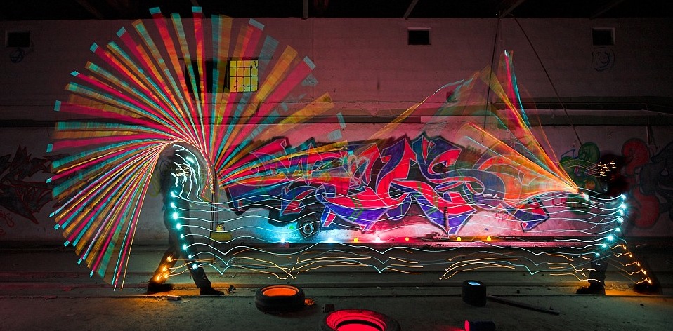 Detail Gambar Light Graffiti Nomer 3