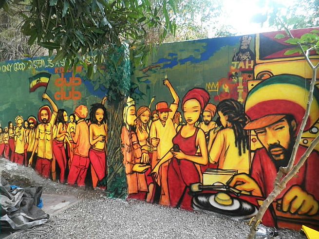 Detail Gambar Reggae Graffiti Nomer 37