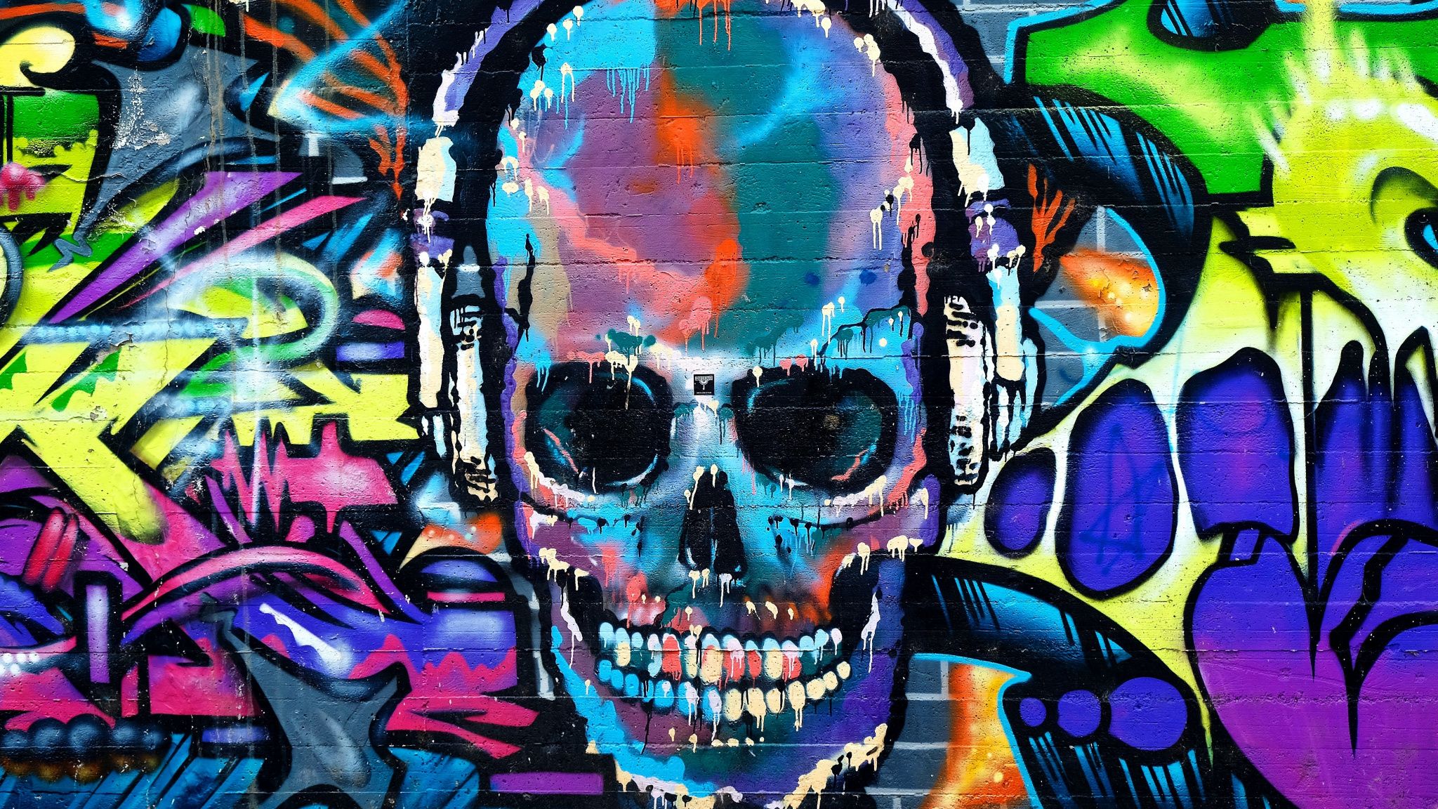 Detail Gaming Graffiti Wallpaper 2048x1152 Nomer 15