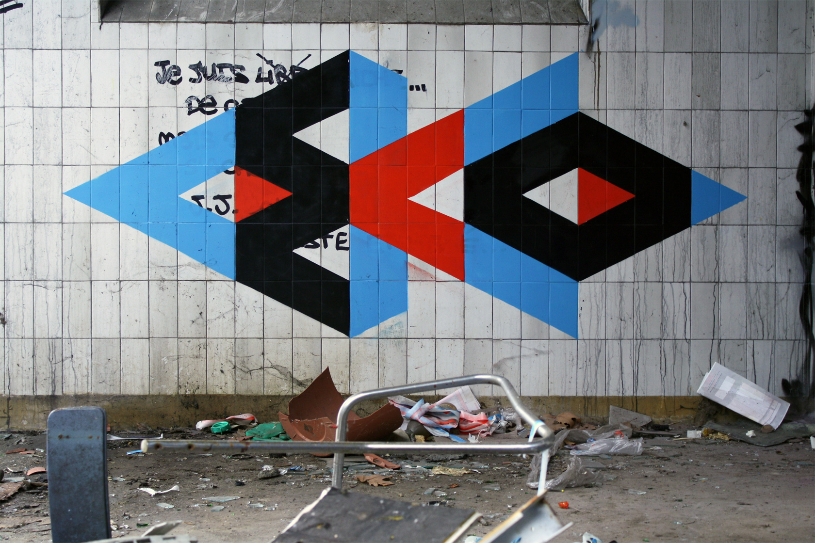 Detail Geometrical Graffiti Nomer 17