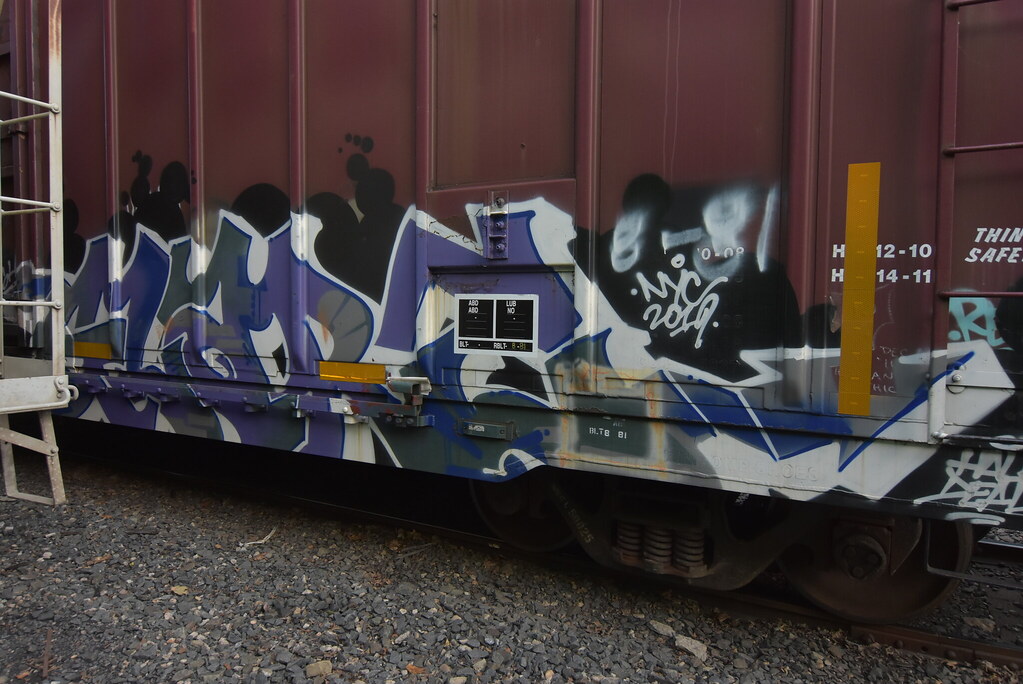 Detail Glare Graffiti Nomer 14