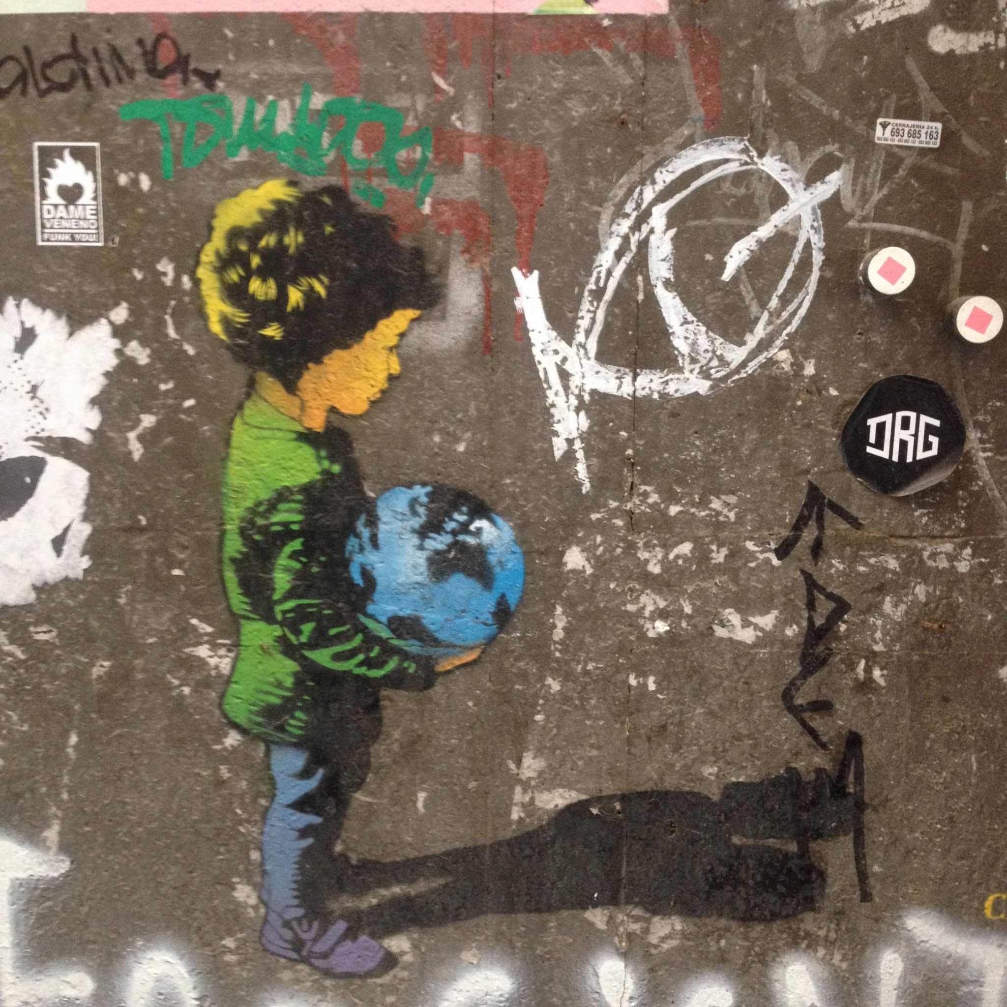 Detail Global Issue Graffiti At School Nomer 42