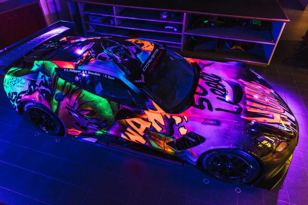 Detail Glowing Graffiti For Car Nomer 50